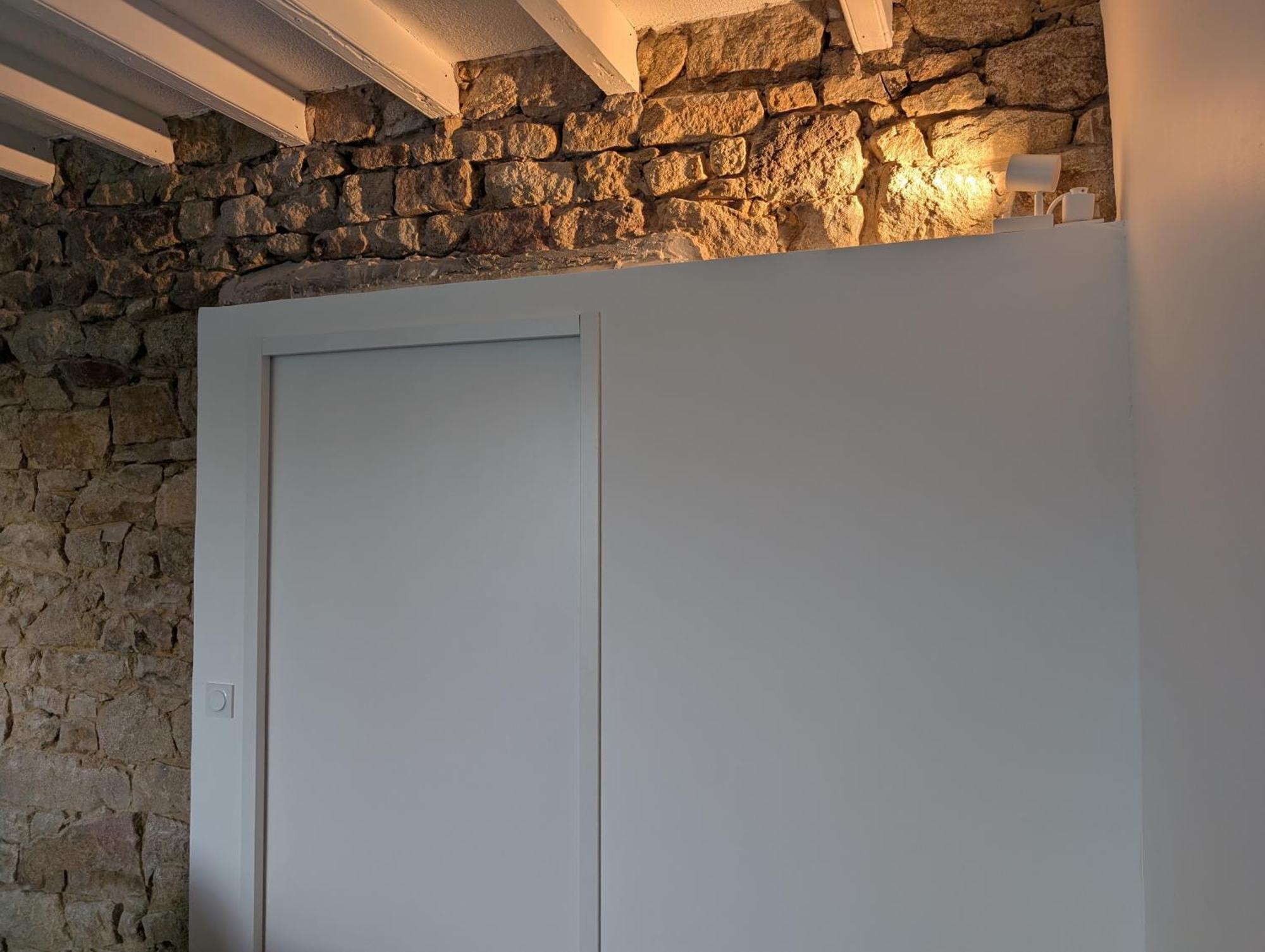VIEUX PASSAGE, Maison avec cour privée à 150 m du PORT et de la PLAGE Plouhinec  Extérieur photo